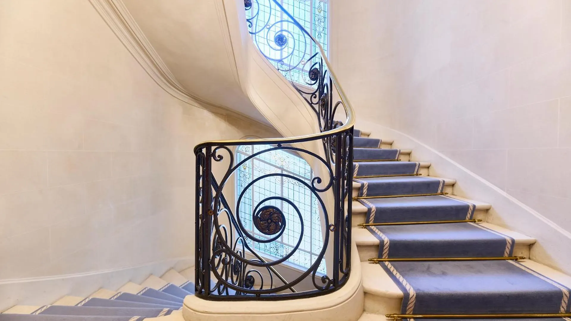 Triangle D'or - Champs-elysees Apartment